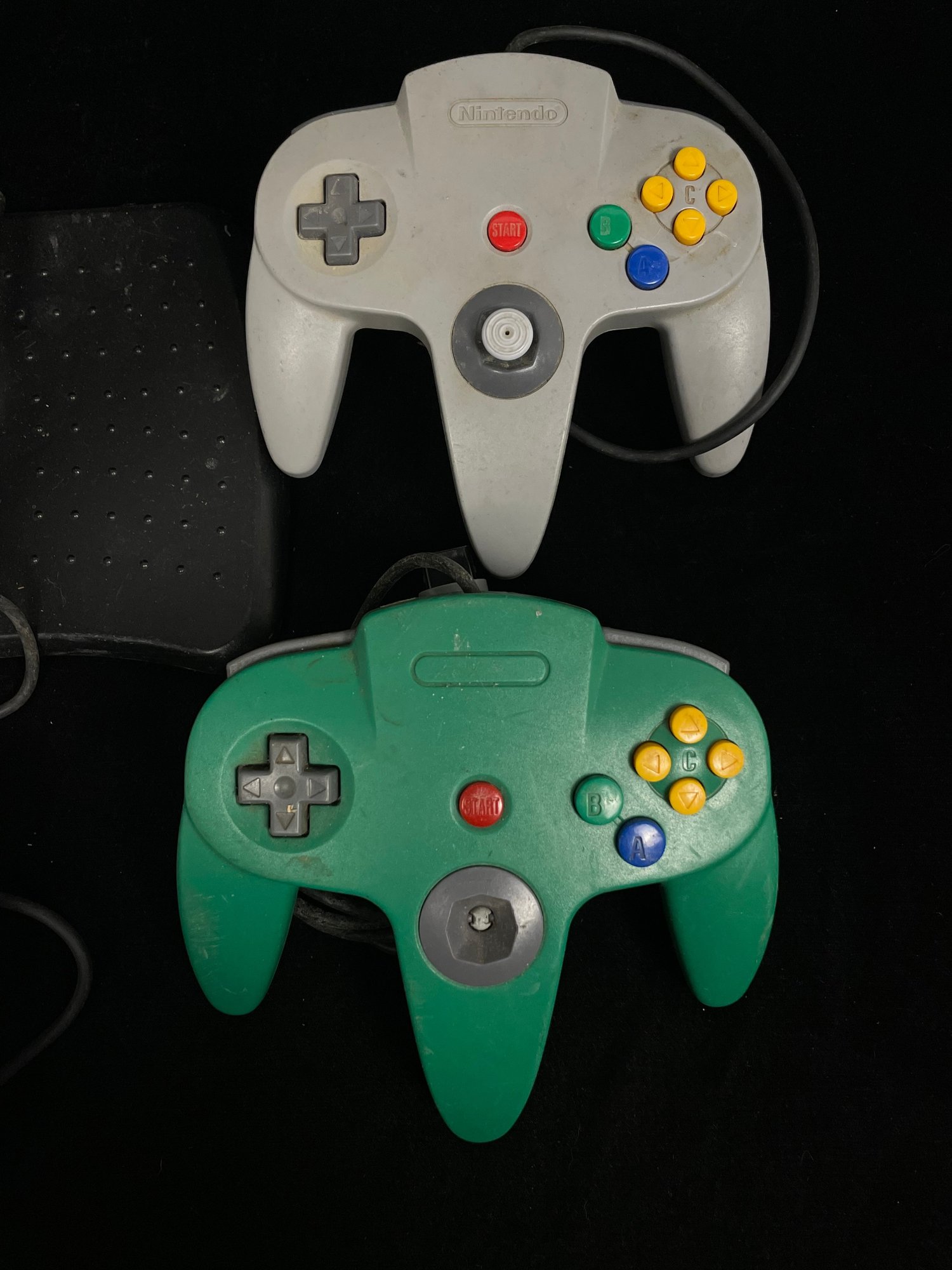 Various Designed Vintage Gaming Controller Collection #2259581 ...