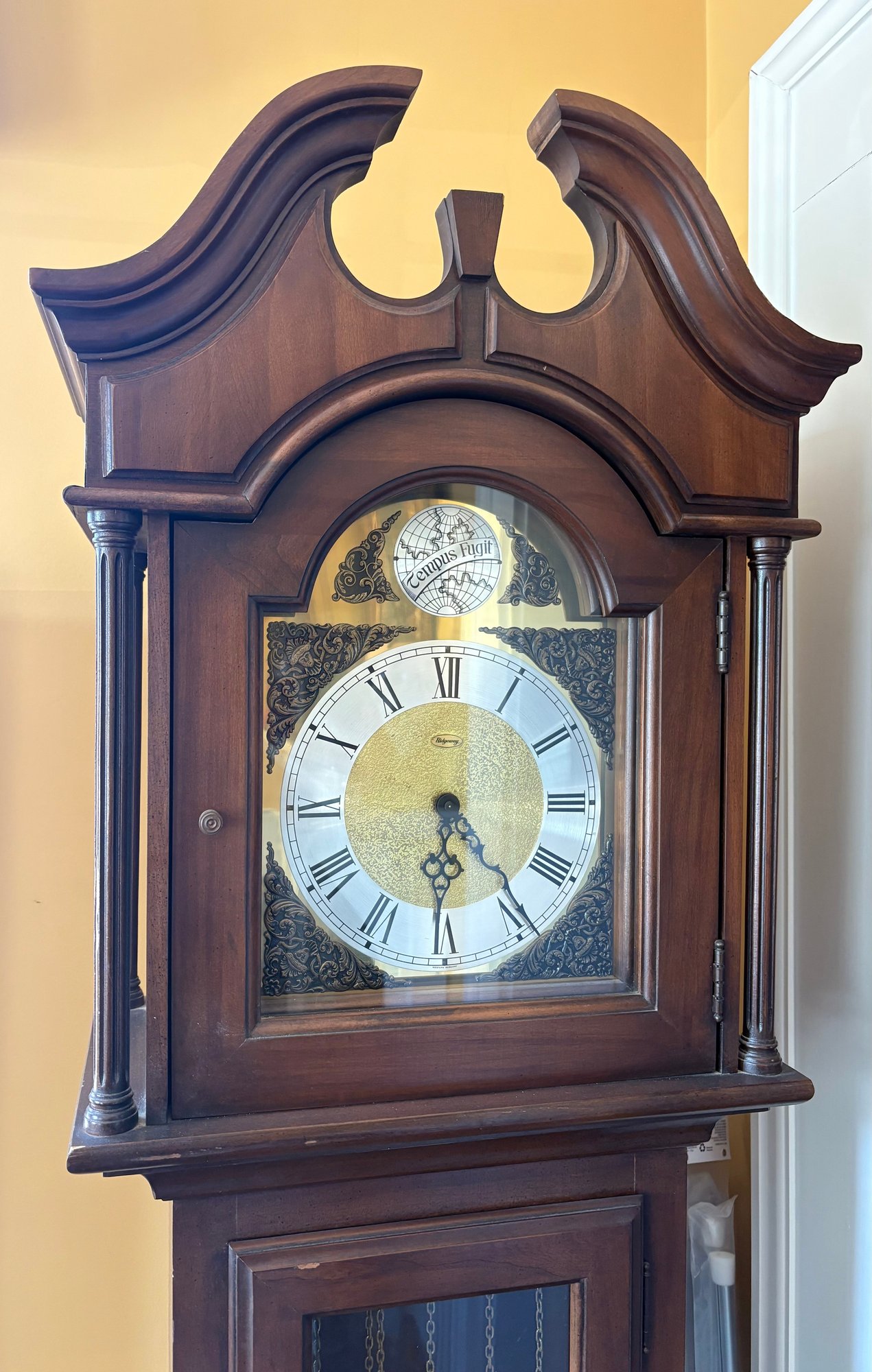 Ridgeway Grandfather Clock As Shown #2138508 | Auctionninja.com