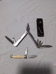 Leatherman Multi Use Tool With Leather Case And Little Pocket Knife