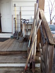 Lot Of 28 Miscellaneous Yard Tools