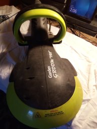 Garden Groom Pro.  Works