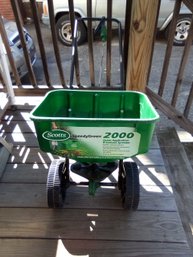 Scott Speedy Green 2000 Quick Application Spreader