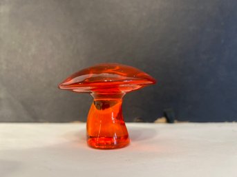 Rare Small 2.25' X 2.75' Viking Glass Mushroom Orange Amber Cadmium Paperweight