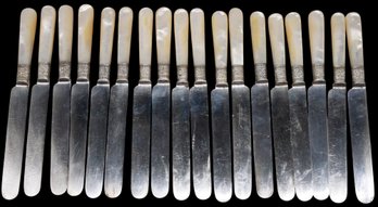 18 Vintage Meriden Cutlery Co. 1855 Mother Of Pearl Handle
