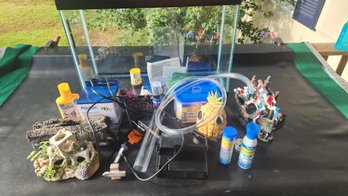 10 Gallon Fish Tank With Accessories