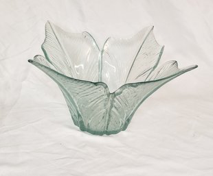Vintage Green Art Glass Tulip Petal Shaped Leaf Decorative Bowl