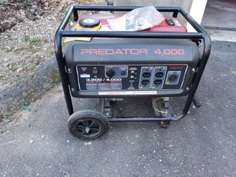 Predator 4000W Generator With Wheel Kit