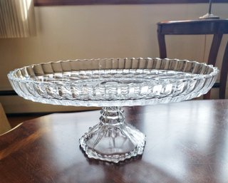 Clarice Collection 13' Oval Footed Platter Crystal