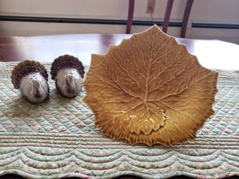 William-Sonoma Maple Leaf Salad/dessert Plate With Pair Of Turkey Salt & Pepper Shakers