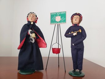 Byers Choice Carolers Salvation Army Edition Bell Ringer With Kettle & Man With Coronet