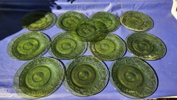 12 Vintage Green Glass 10' Dinner Plates