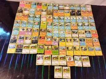 Lot Of 100 Pokmon Cards