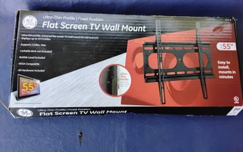 Never Used Flat Screen TV Wall Mount