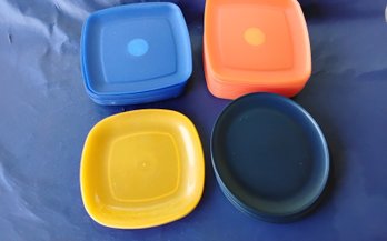43 Never Used Reusable Plastic Dinner Plates