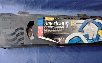 St. Pierre Horseshoe Set