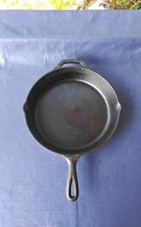 12' Lodge Cast Iron Frying Pan
