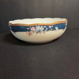 One, Noritake 8.5' Round Bowl Japan Bone China 1985-1998 'Sandhurst' Blue Floral W/Gold