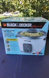 Never Used Black And Decker Rice Cooker/ Steamer