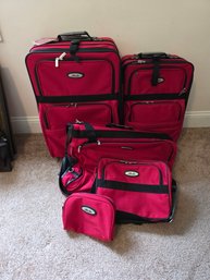 New Ultralite 5 Piece Suitcase Set