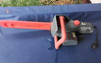 16' Remington Electric Chainsaw