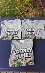 3 Brand New Looney Tunes T-shirts ( Medium )