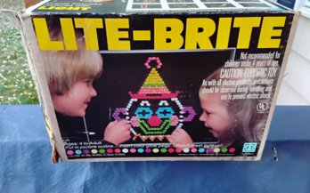 Vintage 1981 Lite-brite With Pegs