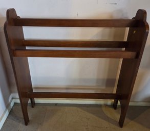 Solid Pine Quilt  Display Rack