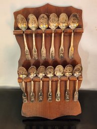 Vintage 13 Colony Bicentennial Spoon Collection