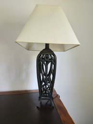 Black Scroll Work Metal Table Lamp