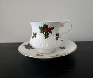 Royal Minster Bone China Christmas Tea Cup & Saucer