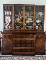 Mid-20th-century George III Style Flame Mahogany Breakfront Bookcase / China Cabinet