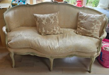 Vintage French Provincial / Louis XV Style Carved Wood Settee