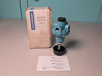 Wilkerson R10-02-087 1/4' Air Regulator - Series A
