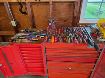 Large Assorted Screwdriver Lot - Pittsburgh, Stanley USA, Craftsman & More