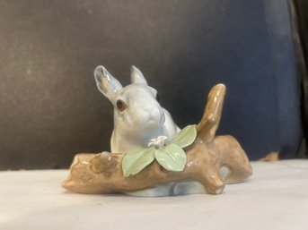 Lladro 'Rabbit Eating Grey' Home Office Collectible Decor Figurine