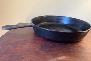 No. 8 10 5/8 Cast Iron Skillet