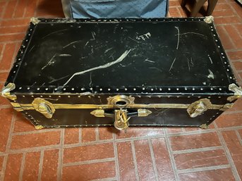 Metal And Corrugated Trunk With Marbleized Finish