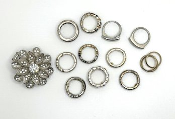 Group Of Fourteen Various Rings - Various Sizes