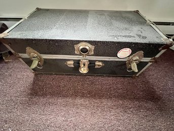 Trunk, Metal, Corrugated