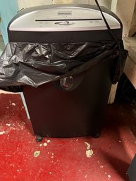 Office Max Paper Shredder-works!
