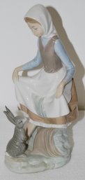 Lladro Figurine ' Rabbits Food' #4826