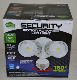 Home Zone New In Box Security Motion Activated LED Light