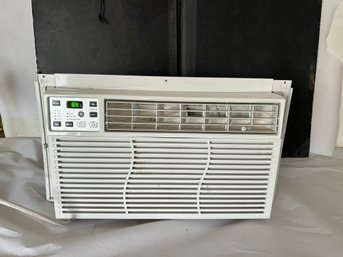 GE ENERGY STAR 115 Volt Electronic Room Air Conditioner Working