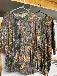 Pair Of 2XL Hunting Camo Short Sleeved Pocket Ts