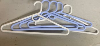 5 Extra Thick Heavy Duty Hangers