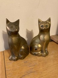 Mid Century Brass Cat Statues Or Bookends