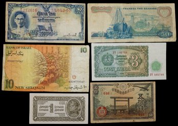 Nice Mix Collection Of International Banknotes Mix Denomination