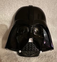 Hasbro Gaming Simon Star Wars Darth Vader Hand Held Game Sound & Lights