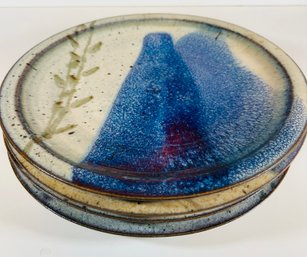 Lot Of 4 Vintage Pottery Dinner Plates