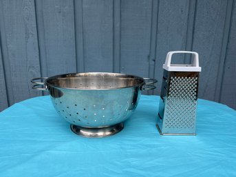 Stainless Steel Colander & 4 Sided Cheese Grader
